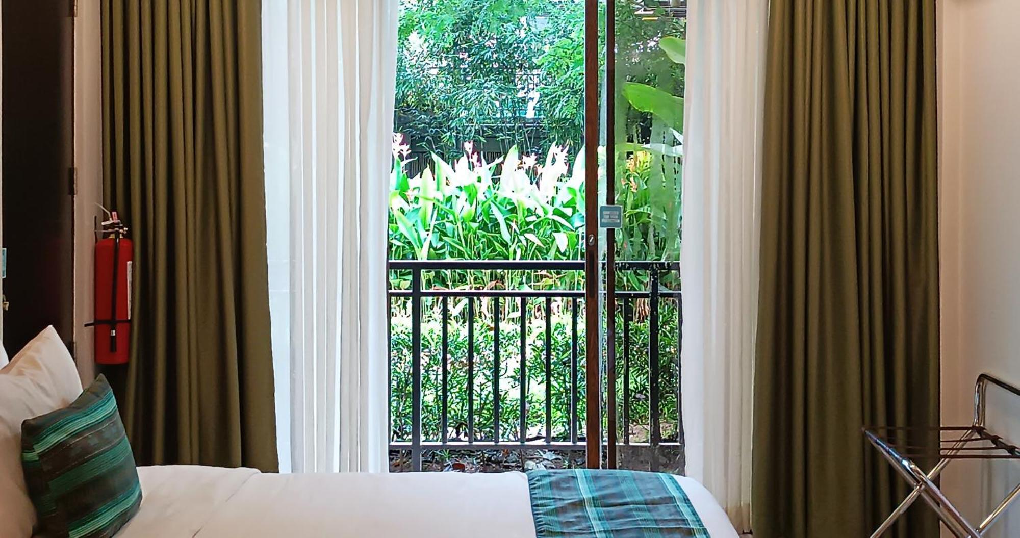 Tag Resort Coron Esterno foto